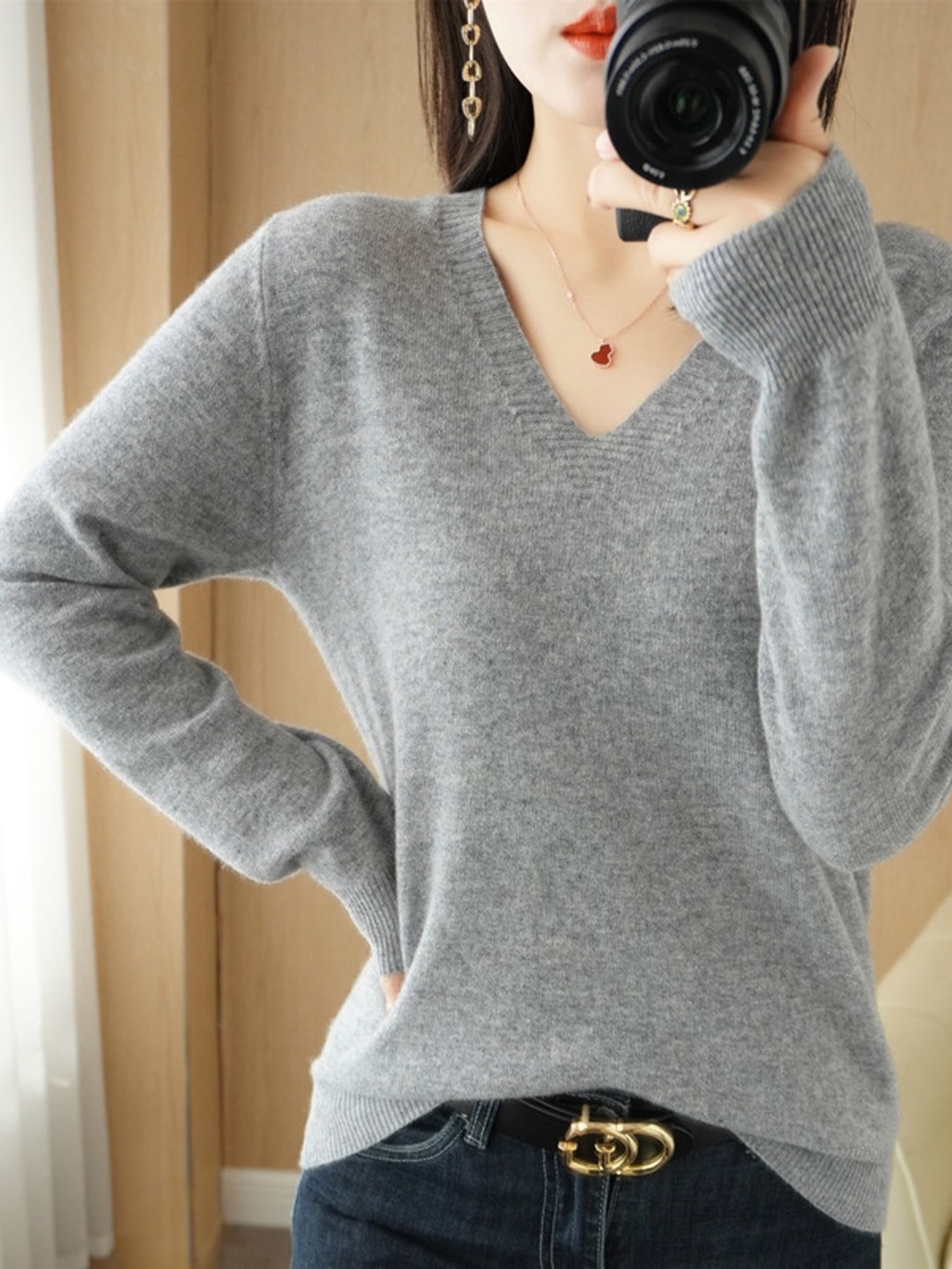 V-Neck Solid Color Sweater - Picture 14 of 16